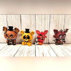 Bundled Lot 4 5Nights at Freddy's Twisted Ones Funko Mystery Minis Rare Figures